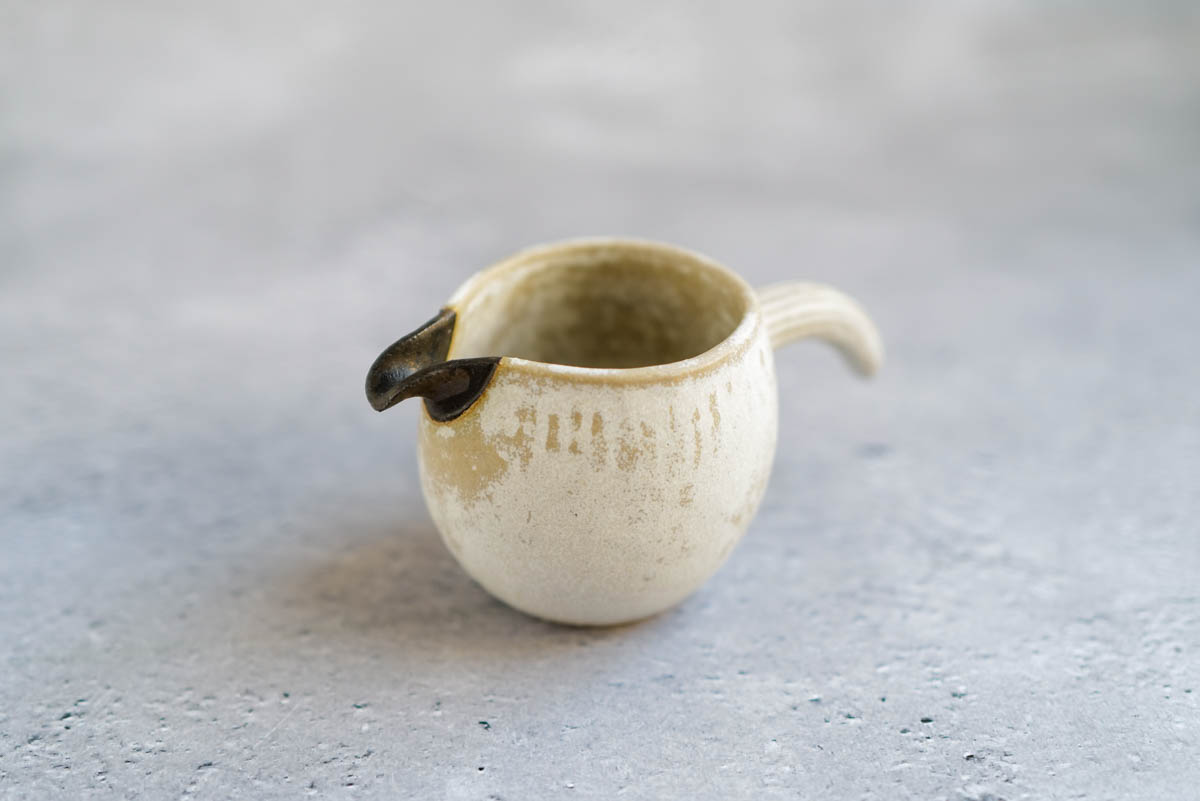 星野友里/机上工芸舎のミルクピッチャー