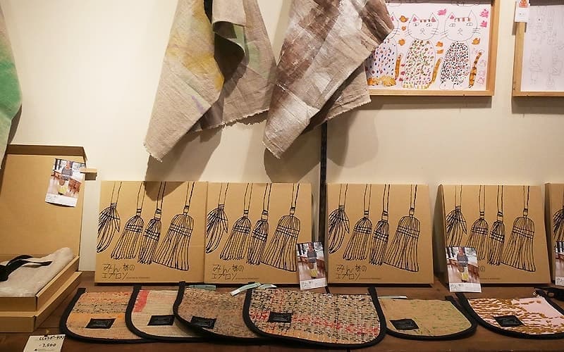 エプロンと、そのパッケージ