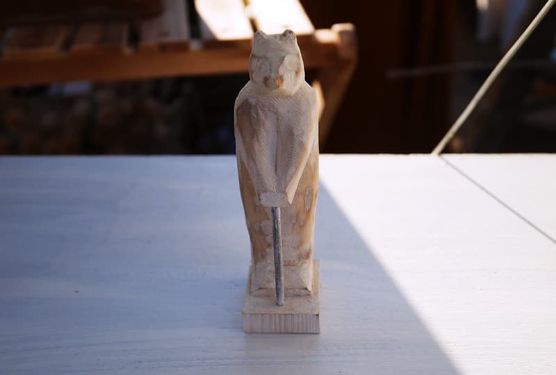 杖を持ったクマ