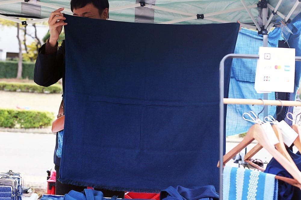 新作のストール