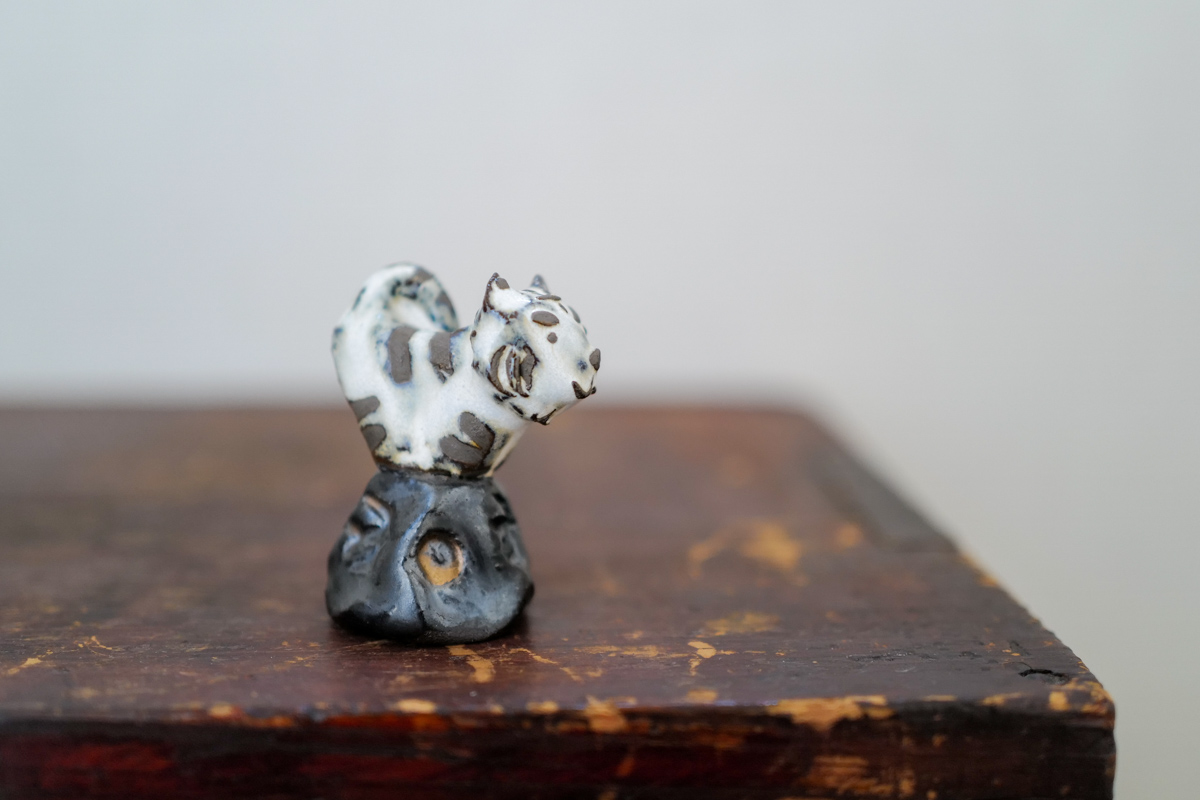 工房つばめ 平井悠一さんのトラの置物