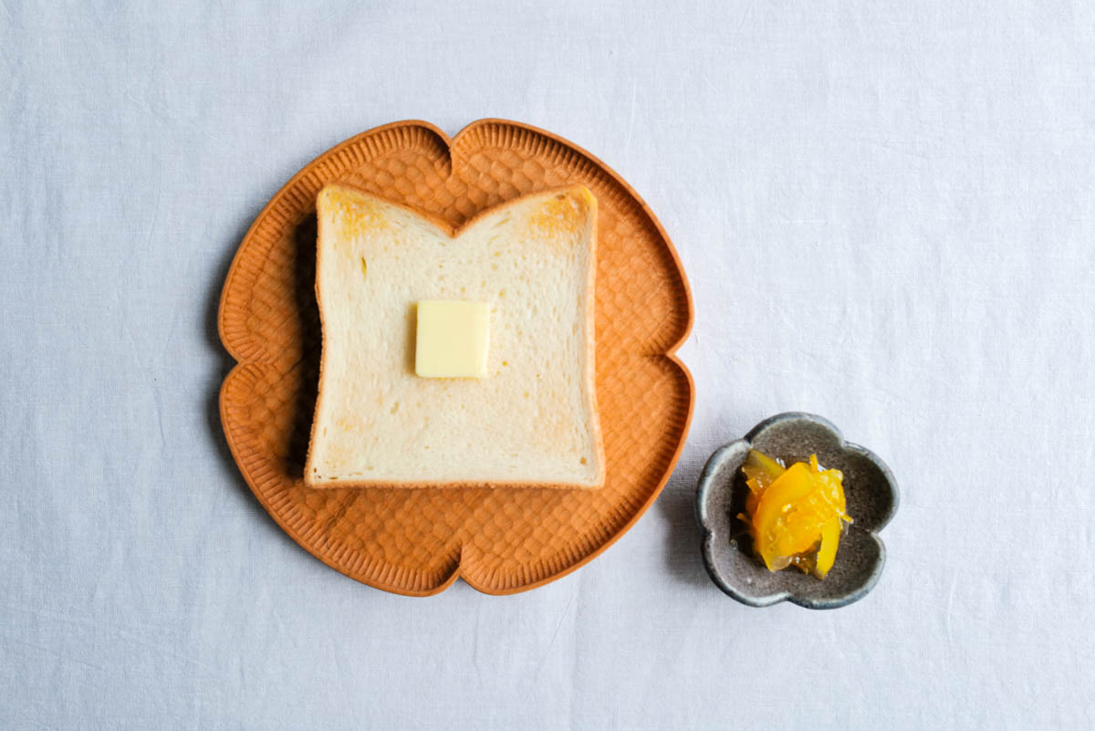 高塚和則さん（木工房玄）の花形パン皿 - 中