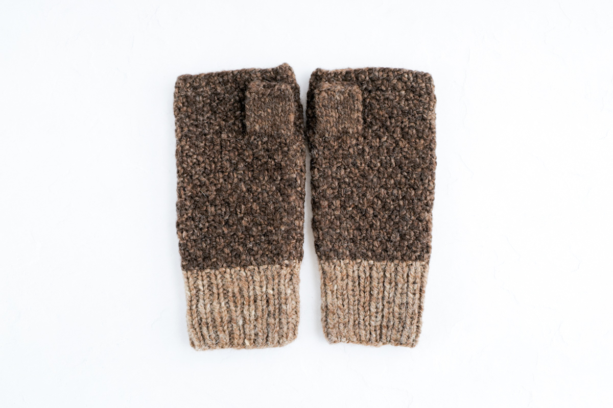 soji 菅間岬さんのハンドウォーマー